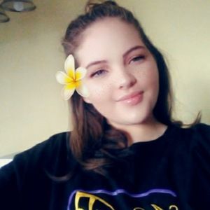 Meet your Posher, Abigail